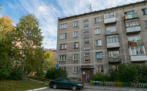 Как живется в доме после тарана самолета – исповедь жильцов Как живется в доме после тарана самолета – исповедь жильцов