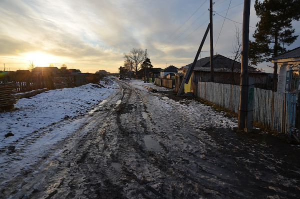 &laquo;Спасибо, что не сдохла&raquo;: односельчане бросили 81-летнюю старушку посреди дороги в 15 километрах от дома