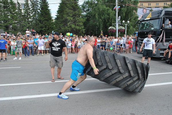 В армию так хочу, что есть не могу: парень скинул 37 кило из-за любви к Родине В армию так хочу, что есть не могу: парень скинул 37 кило из-за любви к Родине