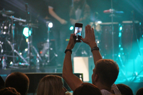 Музыканты Brainstorm объяснили, как написали песню «Про секс» Музыканты Brainstorm объяснили, как написали песню «Про секс»