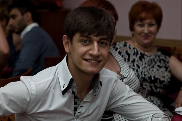 Мистер университет, бальник и бабник: кто такой Давид Манукян - новый жених Бузовой