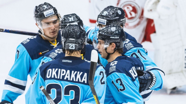 Хоккеисты «Сибири» уверенно разобрались с подмосковным «Витязем»