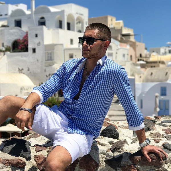 Сбежал от долгов к Бузовой: за топовым блогером Давой охотятся судебные приставы