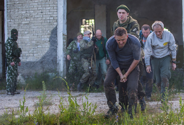 Когда 30-летние мужчины со слезами рассуждают об эмпатии и поисках гармонии, они становятся кормом для крабов Когда 30-летние мужчины со слезами рассуждают об эмпатии и поисках гармонии, они становятся кормом для крабов