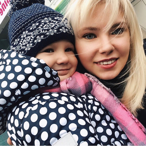 Сказали - давление, а оказалось - рак: молодая мама из Новосибирска столкнулась со смертельной болезнью