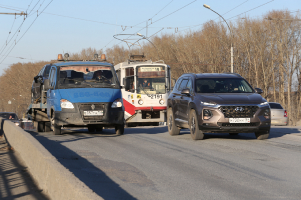 Трамвай на ул. Сибиряков-Гвардейцев: быть или не быть?