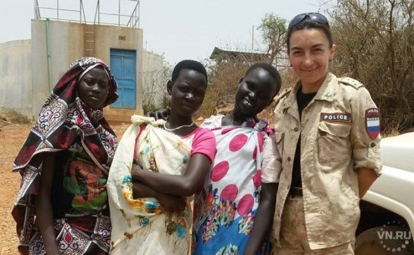 На помощь африканскому народу отправилась участковая из Здвинска