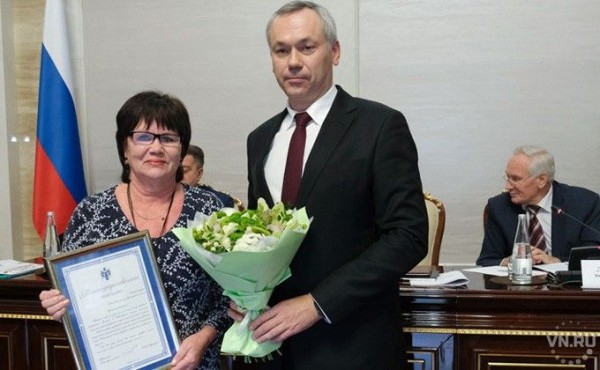 Сообщать о чиновниках, которые заставляют &laquo;ходить по кругу&raquo;, просит губернатор