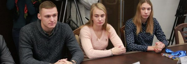 Мэр Локоть поздравил новосибирских пловцов с&nbsp;13&nbsp;медалями