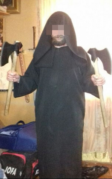 Отец-ролевик - горе в семье: исторический реконструктор платит сыну алименты по 70 копеек