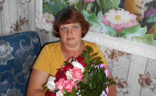 Шесть коров ради выживания держит мать шестерых детей в Чанах