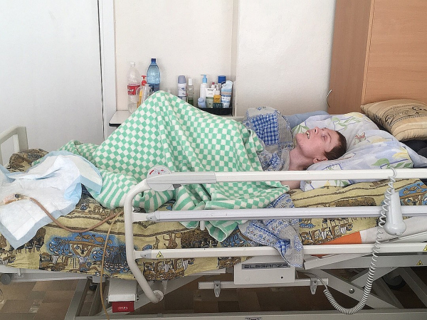 10 лет трагедии в «Хромой лошади»: сын Ирины Пекарской решил стать врачом, чтобы вылечить маму 10 лет трагедии в «Хромой лошади»: сын Ирины Пекарской решил стать врачом, чтобы вылечить маму