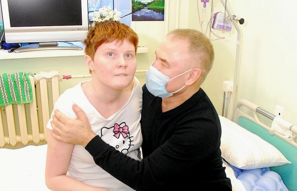 10 лет трагедии в «Хромой лошади»: сын Ирины Пекарской решил стать врачом, чтобы вылечить маму 10 лет трагедии в «Хромой лошади»: сын Ирины Пекарской решил стать врачом, чтобы вылечить маму