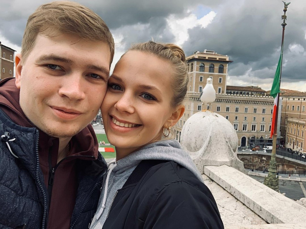 История сибирской Золушки: как глухая уборщица из России покорила подиум в Италии