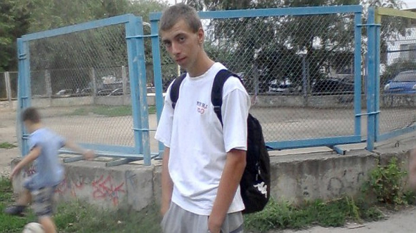 Убийца новосибирской певицы устраивал банкеты на зоне и подсаживал заключенных на «спайсы» Убийца новосибирской певицы устраивал банкеты на зоне и подсаживал заключенных на «спайсы»