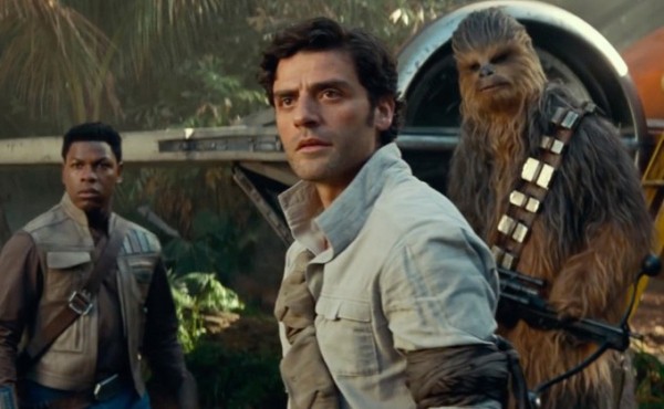 Премьера «Звездные войны 9: Скайуокер. Восход»: мечи и костюмы джедаев готовы Премьера «Звездные войны 9: Скайуокер. Восход»: мечи и костюмы джедаев готовы