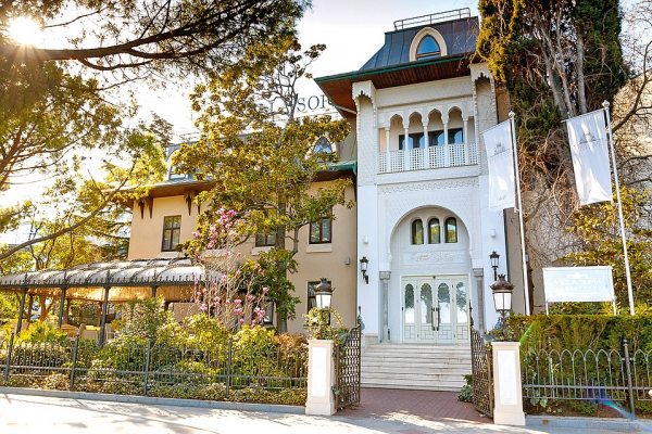 Доходы Софии Ротару: Пенсия певицы - не чета ее гонорару