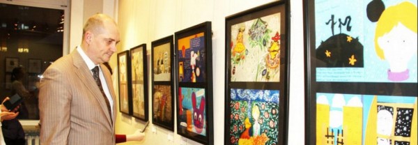 «Молочные зубы»: выставку детей-дизайнеров открыли в Новосибирске «Молочные зубы»: выставку детей-дизайнеров открыли в Новосибирске