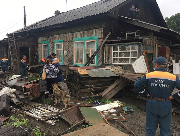 Генерал-полковник Евгений Зиничев: Когда под завалами нашли 11-месячного Ваню Фокина, мне позвонил президент: &laquo;А ты говорил &ndash; живых нет&raquo;