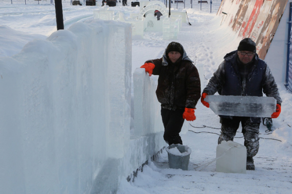 Когда откроют ледовый городок 2020 на набережной – фоторепортаж Когда откроют ледовый городок 2020 на набережной – фоторепортаж