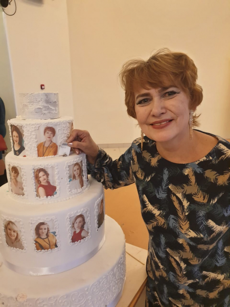 Сибирячка, оглохшая из-за гриппа, победила в конкурсе красоты Сибирячка, оглохшая из-за гриппа, победила в конкурсе красоты