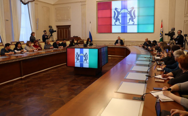 Губернатор Андрей Травников назвал главные итоги 2019 года Губернатор Андрей Травников назвал главные итоги 2019 года