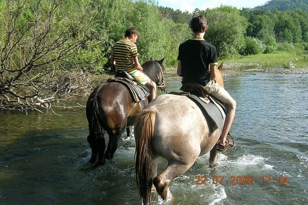 Сибиряк пять лет доказывал невиновность в смерти брата, а теперь должен будет выплачивать его долги Сибиряк пять лет доказывал невиновность в смерти брата, а теперь должен будет выплачивать его долги
