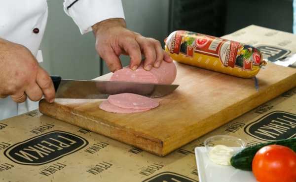 Битва рецептов: &laquo;Оливье&raquo; против &laquo;Зимнего&raquo;