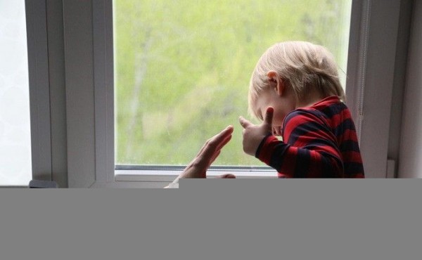 Две сестры сбежали из приемной семьи в Криводановке