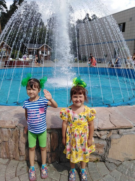 «Она для них чужая тетя!»: бывшая наркоманка хочет забрать дочек-двойняшек из приемной семьи «Она для них чужая тетя!»: бывшая наркоманка хочет забрать дочек-двойняшек из приемной семьи