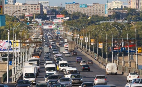 На шесть метров сузят Октябрьский мост в Новосибирске На шесть метров сузят Октябрьский мост в Новосибирске