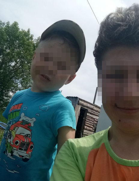 «Успели спасти только собаку»: вместе с женщиной и ребенком при пожаре погибли 12 щенков «Успели спасти только собаку»: вместе с женщиной и ребенком при пожаре погибли 12 щенков