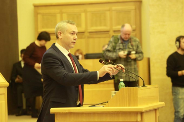 Отчет губернатора Травникова единогласно одобрен депутатами Законодательного собрания Отчет губернатора Травникова единогласно одобрен депутатами Законодательного собрания