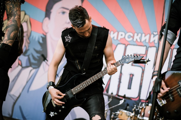 &laquo;Если я не в настроении &ndash; плохо всем&raquo;: многодетная сибирячка честно рассказала, насколько сложно быть мамой