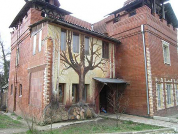 Секта &laquo;гениальных троечников&raquo;: почему чиновники закрыли школу педагога-новатора