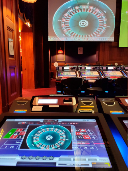 Пока ты бастовал, робот украл твою работу. Антиутопия наших дней Пока ты бастовал, робот украл твою работу. Антиутопия наших дней