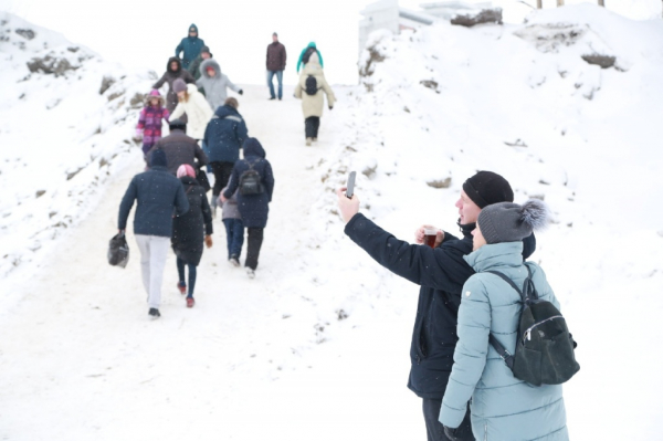 Тысячи новосибирцев окунулись в купели на Крещение-2020