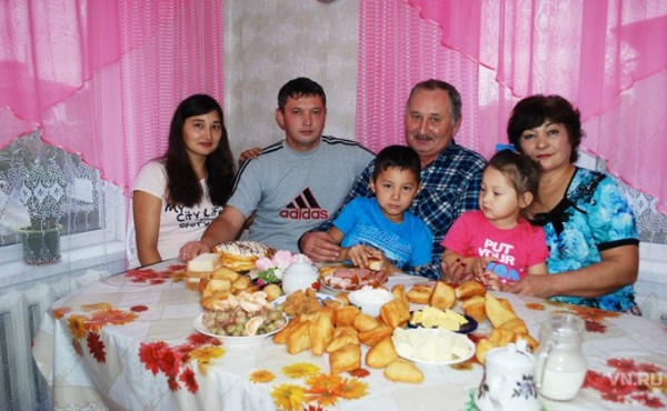 &laquo;Жить можно хорошо, надо только работать&raquo; &ndash; семья фермеров из Карасука