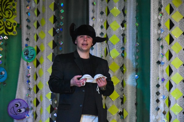 Сидят и хохочут: новосибирские преступники попали в КВН Сидят и хохочут: новосибирские преступники попали в КВН