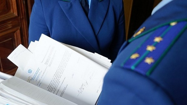 Прокуратура завершила проверку после обрушения кровли дома в Новосибирске