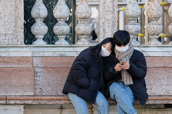 Коронавирус в Италии: города закрывают на карантин, модные показы проходят без зрителей, а Венецианский карнавал завершат раньше срока Коронавирус в Италии: города закрывают на карантин, модные показы проходят без зрителей, а Венецианский карнавал завершат раньше срока