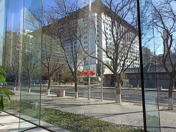 Пекин при коронавирусе: пробок нет, из пяти тысяч отелей работают лишь триста Пекин при коронавирусе: пробок нет, из пяти тысяч отелей работают лишь триста