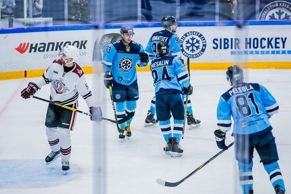 Микаэль Руохомаа: "Не смотрим на "Автомобилист" и думаем только о своей игре"