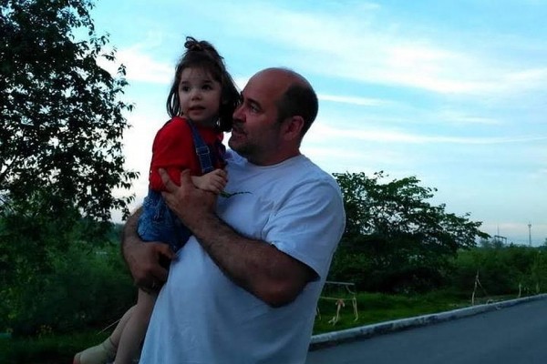 Папа может: сибиряк за полтора месяца похудел на 20 килограммов, чтобы спасти новорожденную дочку