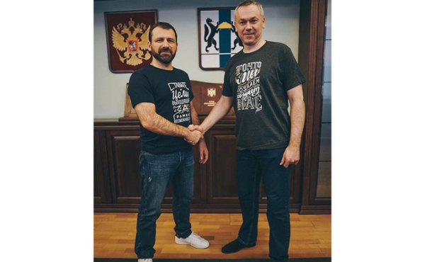 Андрей Травников: семья, увлечения, лучшие фото губернатора в соцсетях Андрей Травников: семья, увлечения, лучшие фото губернатора в соцсетях