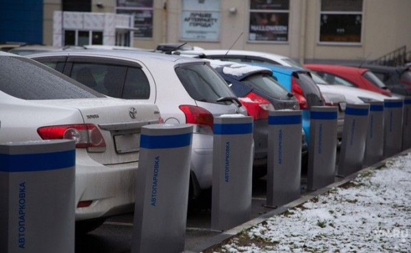 Мэрия планирует убрать платную парковку с привокзальной площади Мэрия планирует убрать платную парковку с привокзальной площади