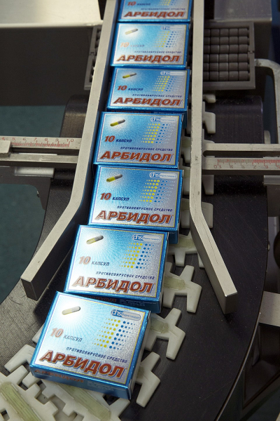 Китай включил арбидол в рекомендации по лечению коронавируса. Но это не поможет узнать, работает ли препарат Китай включил арбидол в рекомендации по лечению коронавируса. Но это не поможет узнать, работает ли препарат