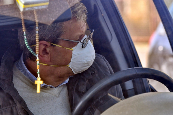 Коронавирус в Италии: города закрывают на карантин, модные показы проходят без зрителей, а Венецианский карнавал завершат раньше срока Коронавирус в Италии: города закрывают на карантин, модные показы проходят без зрителей, а Венецианский карнавал завершат раньше срока