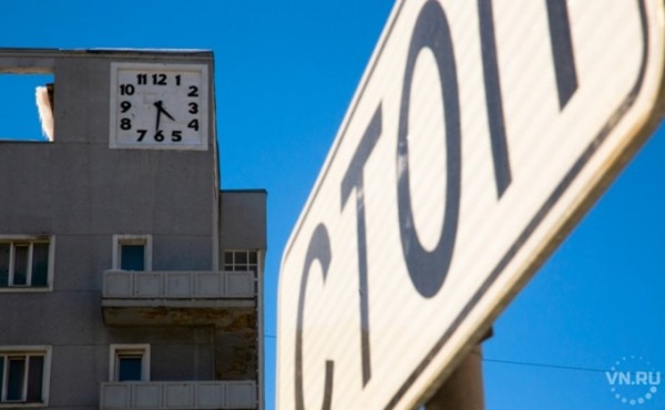 Часы остановились на &laquo;Доме под часами&raquo; в Новосибирске 