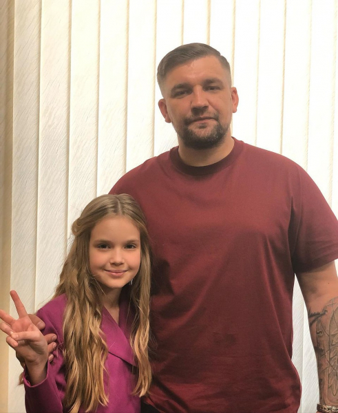 Школьница, спевшая «Лабутены» на шоу «Голос. Дети», ответила критикам: «Я не спрашивала у этих людей мнения, мне безразлично» Школьница, спевшая «Лабутены» на шоу «Голос. Дети», ответила критикам: «Я не спрашивала у этих людей мнения, мне безразлично»